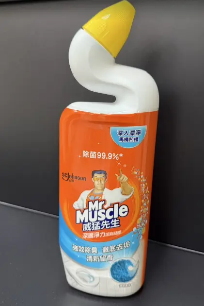 AA-4710314471118 威猛多力鴨
深層淨力潔廁凝膠 